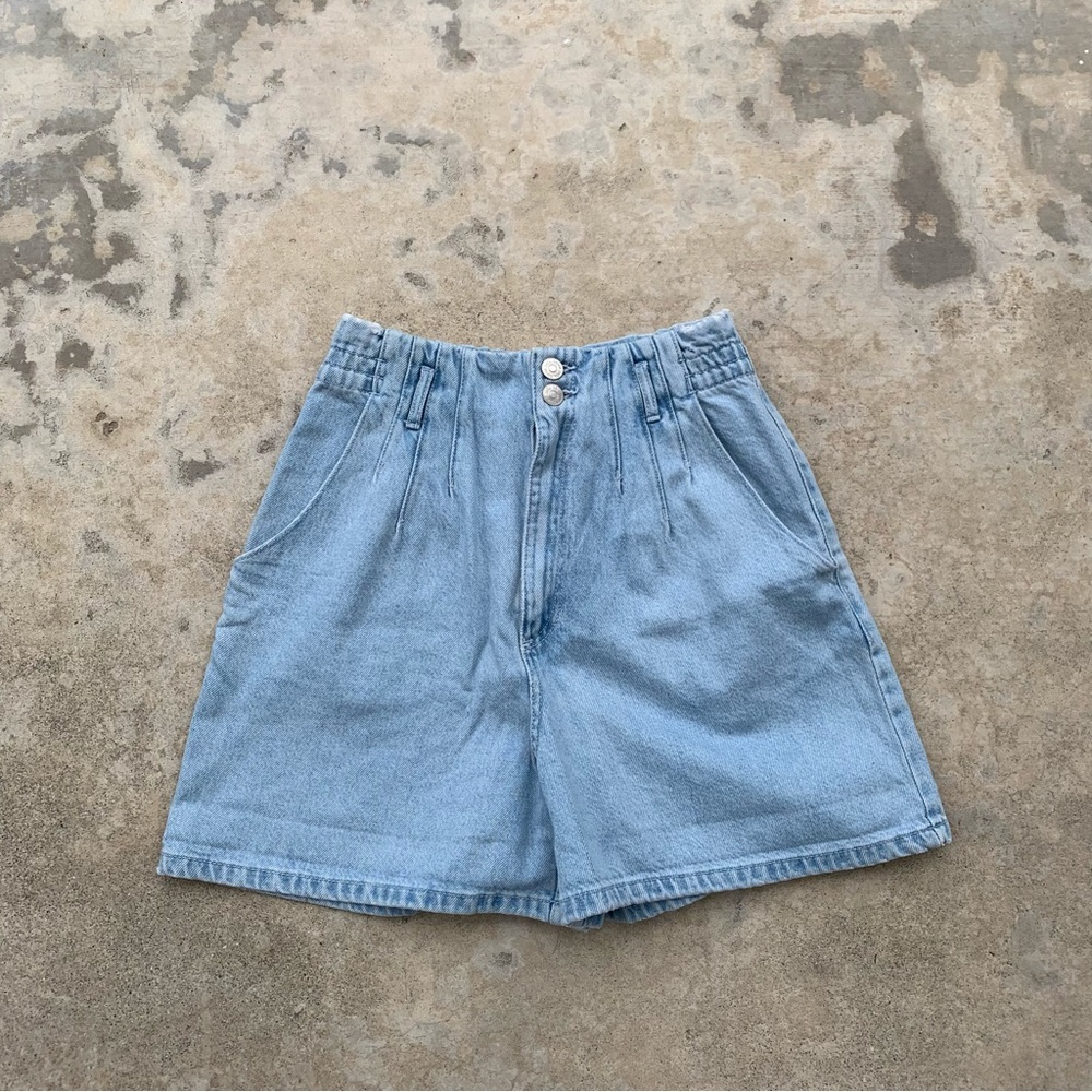 Zara Short High Waist Denim Jean With Front Button Pocket jorts
